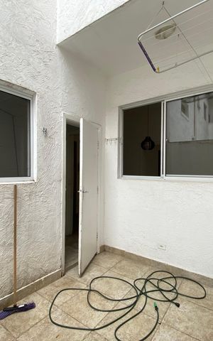 Apartamento à venda com 1300m², 2 quartos e sem vagaArea de Serviço