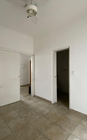 Apartamento à venda com 1300m², 2 quartos e sem vagaQuarto 1