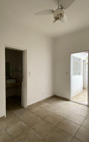 Apartamento à venda com 1300m², 2 quartos e sem vagaQuarto 1