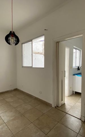 Apartamento à venda com 1300m², 2 quartos e sem vagaSala
