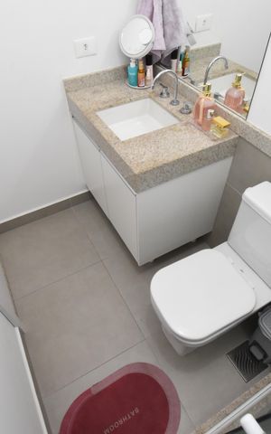 Apartamento à venda com 75m², 2 quartos e 1 vagaBanheiro da Suíte