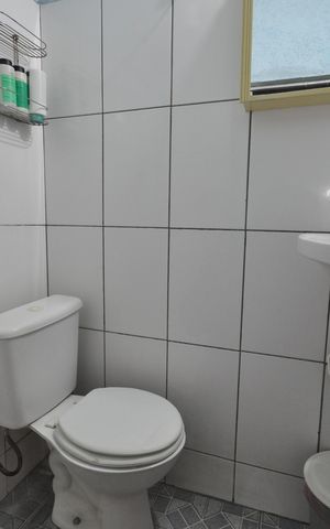 Casa à venda com 196m², 2 quartos e 1 vagaBanheiro de serviço