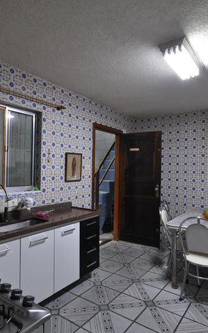 Casa à venda com 196m², 2 quartos e 1 vagaCozinha
