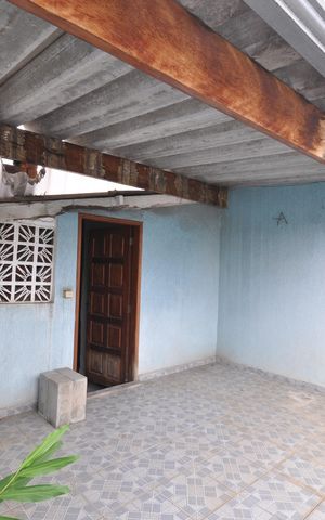 Casa à venda com 196m², 2 quartos e 1 vagaVaranda