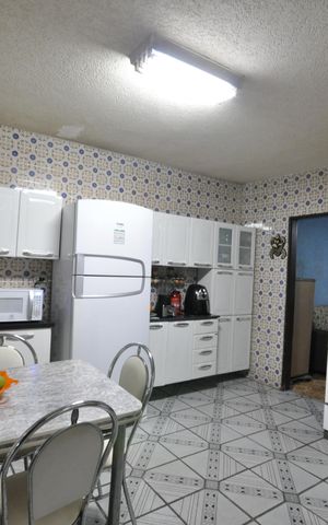 Casa à venda com 196m², 2 quartos e 1 vagaCozinha