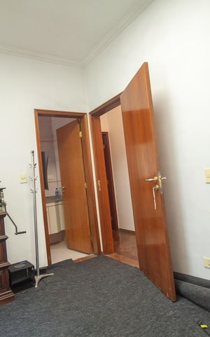 Casa à venda com 307m², 3 quartos e 2 vagas