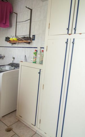 Casa à venda com 307m², 3 quartos e 2 vagas