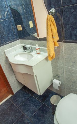 Casa à venda com 307m², 3 quartos e 2 vagas
