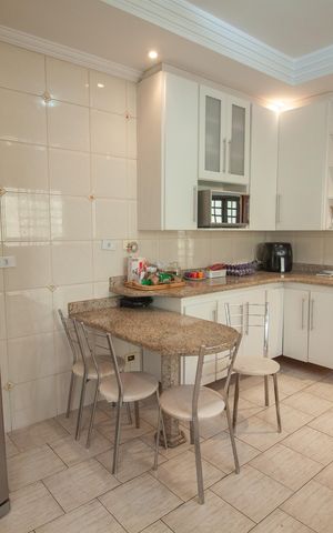 Casa à venda com 307m², 3 quartos e 2 vagas