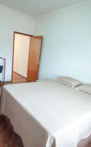 Casa à venda com 307m², 3 quartos e 2 vagas
