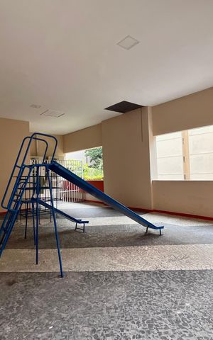 Apartamento à venda com 80m², 1 quarto e 2 vagas Apartamento à venda com 80m², 1 quarto e 2 vagasÁrea comum - Playground