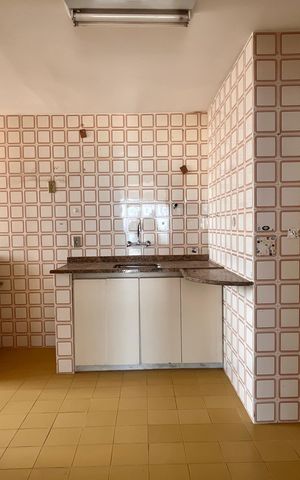 Apartamento à venda com 80m², 1 quarto e 2 vagas Apartamento à venda com 80m², 1 quarto e 2 vagasCozinha