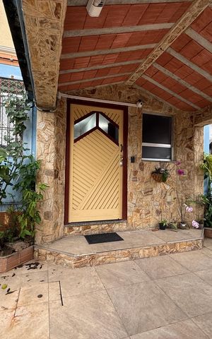 Apartamento à venda com 70m², 2 quartos e 1 vagaÁrea Comum - Entrada 