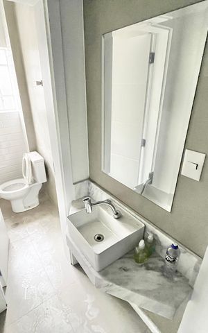 Casa para alugar com 176m², 4 quartos e 3 vagas Casa para alugar com 176m², 4 quartos e 3 vagasBanheiro