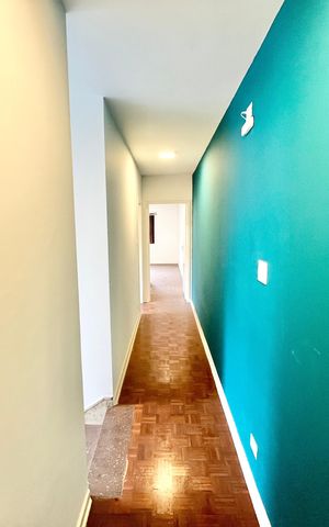Casa para alugar com 176m², 4 quartos e 3 vagas Casa para alugar com 176m², 4 quartos e 3 vagasCorredor