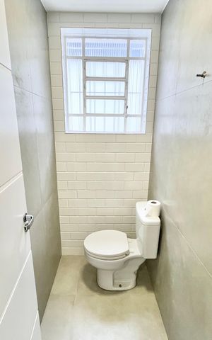 Casa para alugar com 176m², 4 quartos e 3 vagas Casa para alugar com 176m², 4 quartos e 3 vagasBanheiro