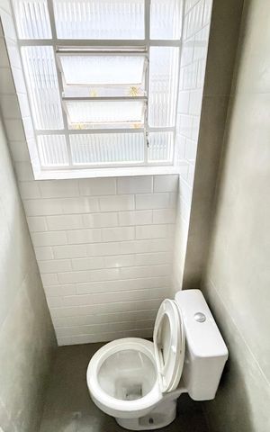 Casa para alugar com 176m², 4 quartos e 3 vagas Casa para alugar com 176m², 4 quartos e 3 vagasBanheiro