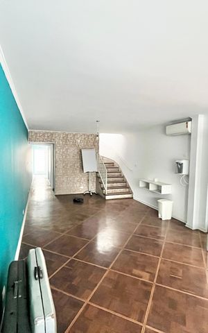 Casa para alugar com 176m², 4 quartos e 3 vagas Casa para alugar com 176m², 4 quartos e 3 vagasSala