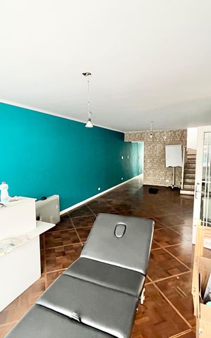 Casa para alugar com 176m², 4 quartos e 3 vagas Casa para alugar com 176m², 4 quartos e 3 vagasSala