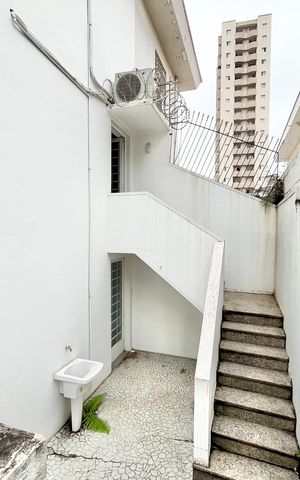 Casa para alugar com 176m², 4 quartos e 3 vagas Casa para alugar com 176m², 4 quartos e 3 vagasQuintal / Área de Serviço