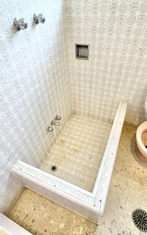 Casa para alugar com 176m², 4 quartos e 3 vagas Casa para alugar com 176m², 4 quartos e 3 vagasBanheiro da Suíte