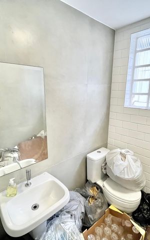 Casa para alugar com 176m², 4 quartos e 3 vagas Casa para alugar com 176m², 4 quartos e 3 vagasBanheiro