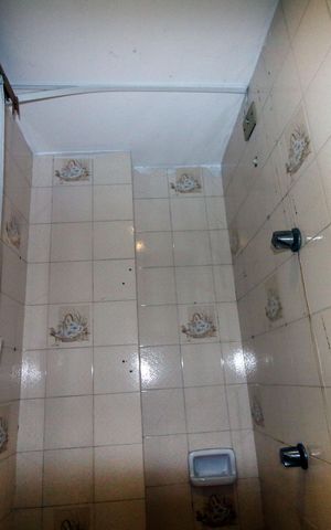 Apartamento à venda com 90m², 2 quartos e 2 vagasBanheiro de serviço