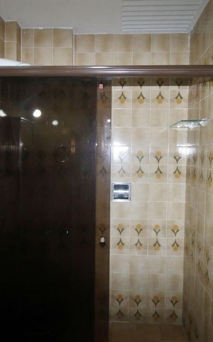Apartamento à venda com 90m², 2 quartos e 2 vagasBanheiro Social