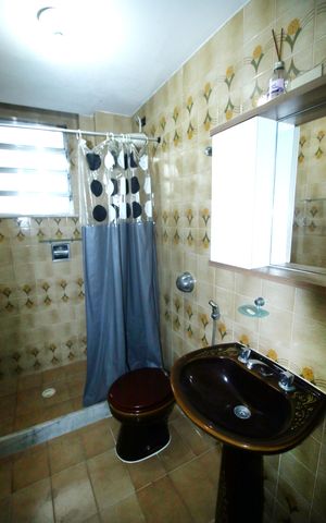 Apartamento à venda com 90m², 2 quartos e 2 vagasBanheiro da Suíte