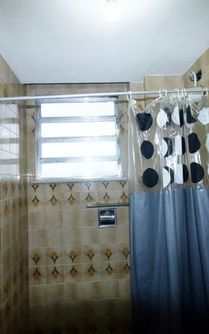 Apartamento à venda com 90m², 2 quartos e 2 vagasBanheiro da Suíte