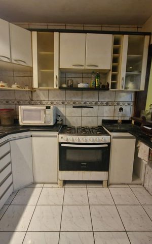 Casa à venda com 137m², 4 quartos e 2 vagasCozinha