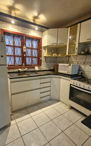 Casa à venda com 137m², 4 quartos e 2 vagasCozinha