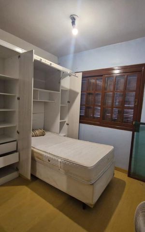 Casa à venda com 137m², 4 quartos e 2 vagasSuíte
