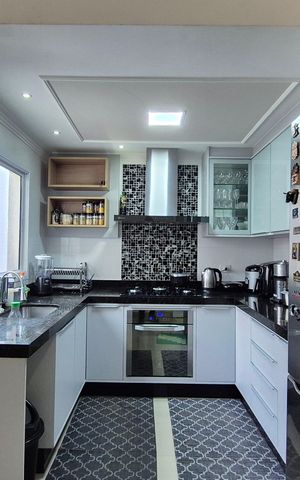 Apartamento à venda com 150m², 2 quartos e 2 vagas Apartamento à venda com 150m², 2 quartos e 2 vagasCozinha