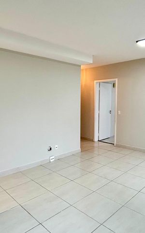 Apartamento para alugar com 114m², 4 quartos e 2 vagas Apartamento para alugar com 114m², 4 quartos e 2 vagasSala