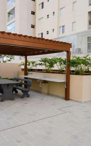 Apartamento para alugar com 114m², 4 quartos e 2 vagas Apartamento para alugar com 114m², 4 quartos e 2 vagasÁrea comum - Piscina