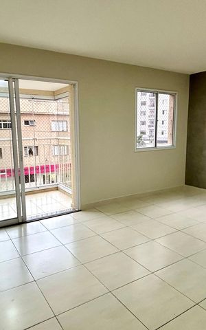 Apartamento para alugar com 114m², 4 quartos e 2 vagas Apartamento para alugar com 114m², 4 quartos e 2 vagasSala
