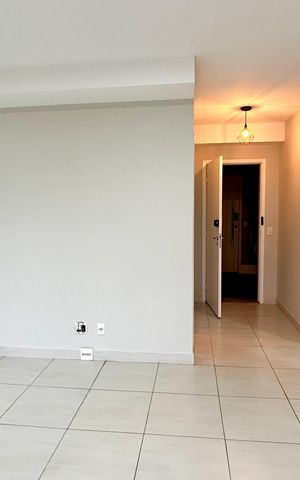 Apartamento para alugar com 114m², 4 quartos e 2 vagas Apartamento para alugar com 114m², 4 quartos e 2 vagasSala