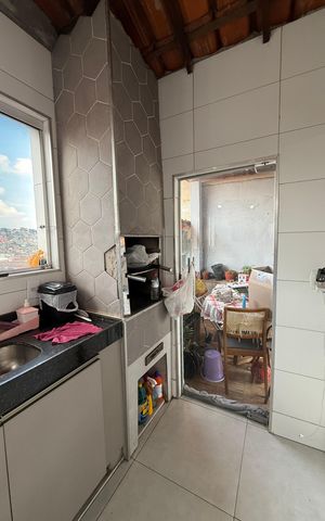 Casa à venda com 360m², 3 quartos e 2 vagas Casa à venda com 360m², 3 quartos e 2 vagasCozinha