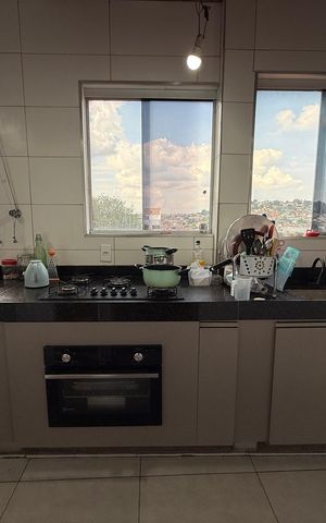 Casa à venda com 360m², 3 quartos e 2 vagas Casa à venda com 360m², 3 quartos e 2 vagasCozinha