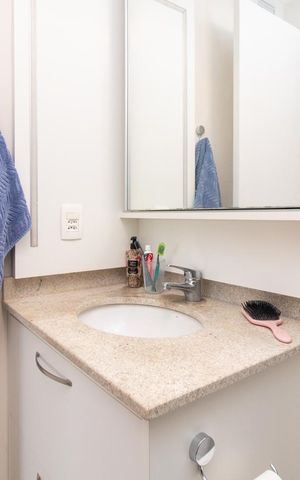 Apartamento para alugar com 62m², 2 quartos e 1 vaga Apartamento para alugar com 62m², 2 quartos e 1 vagaBanheiro