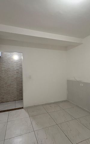 Casa para alugar com 80m², 2 quartos e sem vaga Casa para alugar com 80m², 2 quartos e sem vagaQuarto