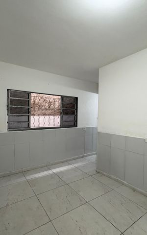 Casa para alugar com 80m², 2 quartos e sem vaga Casa para alugar com 80m², 2 quartos e sem vagaSuíte