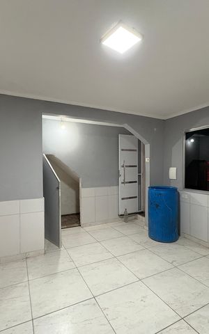 Casa para alugar com 80m², 2 quartos e sem vaga Casa para alugar com 80m², 2 quartos e sem vagaSala