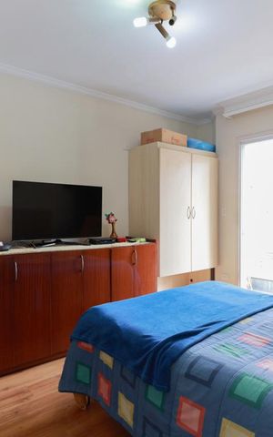 Casa à venda com 168m², 3 quartos e 4 vagas Casa à venda com 168m², 3 quartos e 4 vagasSuíte 1