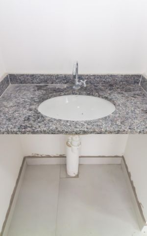 Apartamento para alugar com 37m², 2 quartos e sem vaga Apartamento para alugar com 37m², 2 quartos e sem vagaBanheiro