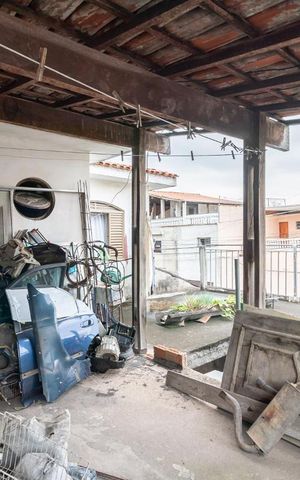 Casa à venda com 125m², 3 quartos e 3 vagas Casa à venda com 125m², 3 quartos e 3 vagasÁrea externa