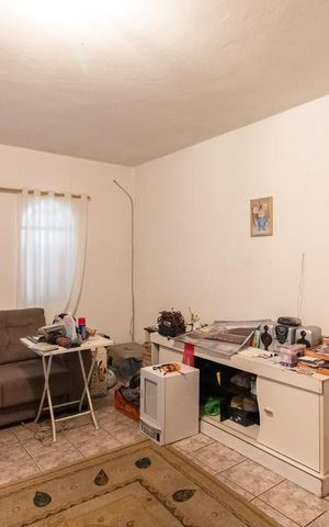 Casa à venda com 125m², 3 quartos e 3 vagas Casa à venda com 125m², 3 quartos e 3 vagasSala