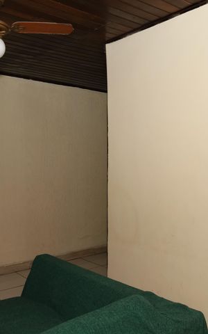 Casa à venda com 180m², 3 quartos e 2 vagasSala - Entre quartos