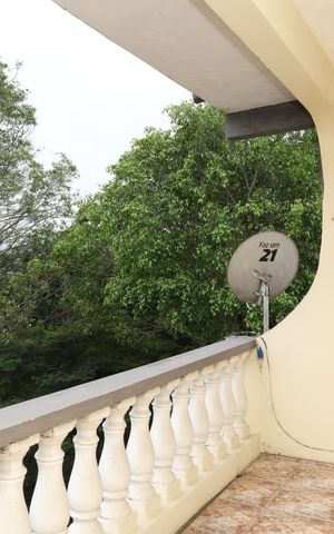 Casa à venda com 180m², 3 quartos e 2 vagasVaranda 1